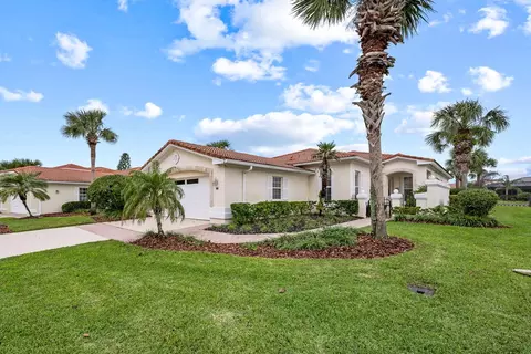 7 La Costa Pl, Palm Coast, FL 32137