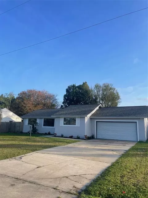88 Belvedere Ln, Palm Coast, FL 32137