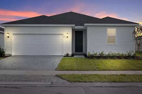 24 Oconee Dr, Palm Coast, FL 32137