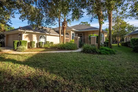 94 Southlake Dr, Palm Coast, FL 32137