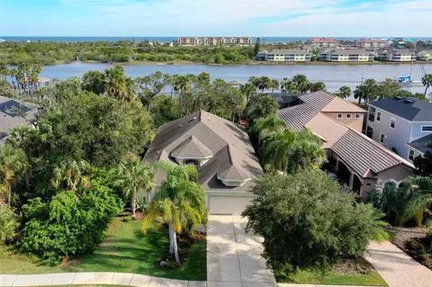 175 S Riverwalk Dr, Palm Coast, FL 32137
