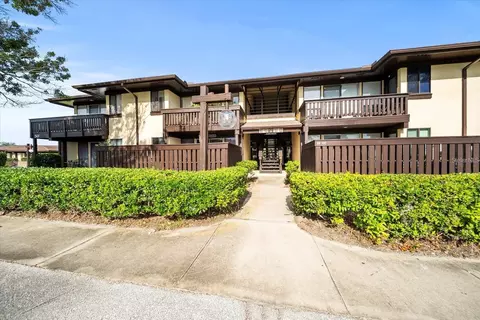 50 Club House Dr #202, Palm Coast, FL 32137