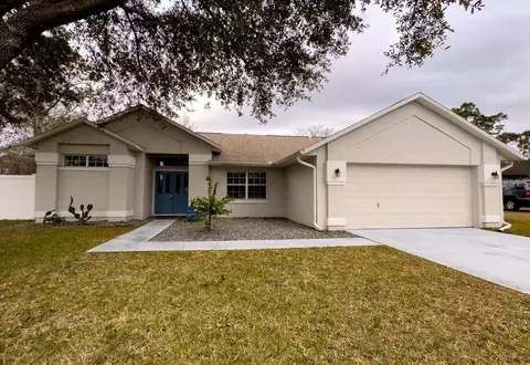 99 Persimmon Dr, Palm Coast, FL 32164
