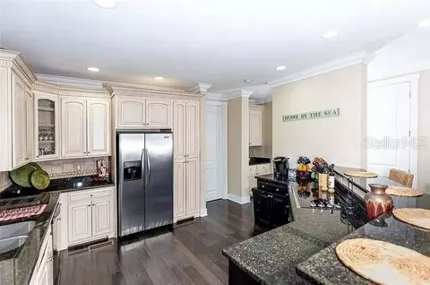 Kitchen - 204 Virginia Ave, Steinhatchee, FL 32359 photo 4 of 5