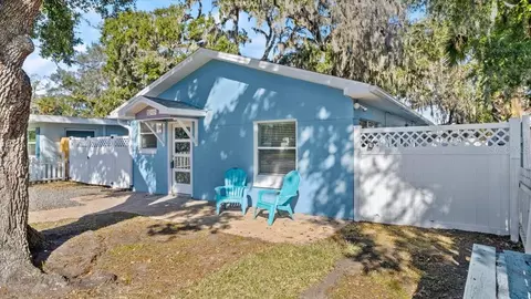 825 Magnolia Ave, Holly Hill, FL 32117