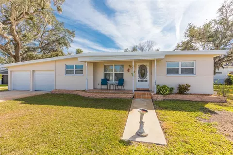 105 Park Cir, Daytona Beach, FL 32117