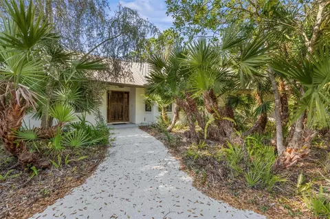 39 Bronson Ln, Palm Coast, FL 32137