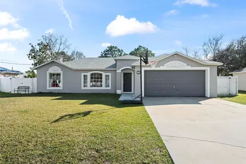 3 Lancelot Dr, Palm Coast, FL 32137