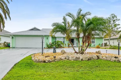 6 Cherry Ct, Palm Coast, FL 32137