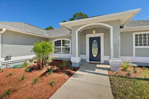 2 E Diamond Dr, Palm Coast, FL 32164