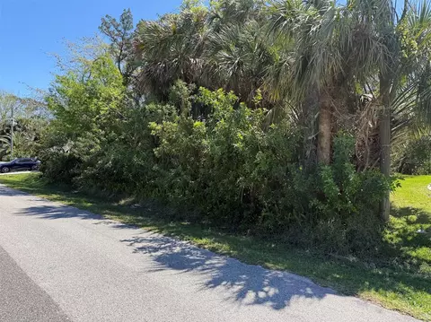 25 Cherokee Ct W, Palm Coast, FL 32137