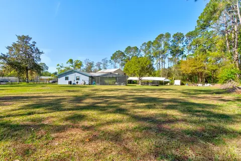 Exterior - 9 Shadow Ln, Ormond Beach, FL 32174 photo 2 of 11