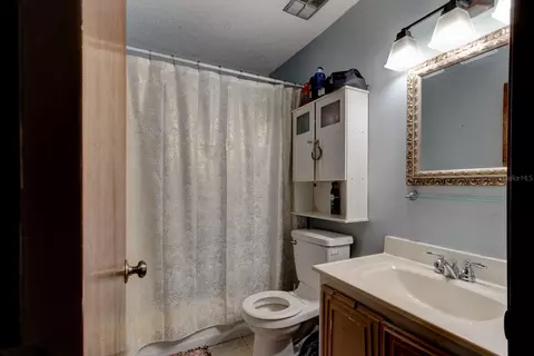 Bath - 9 Shadow Ln, Ormond Beach, FL 32174 photo 2 of 3
