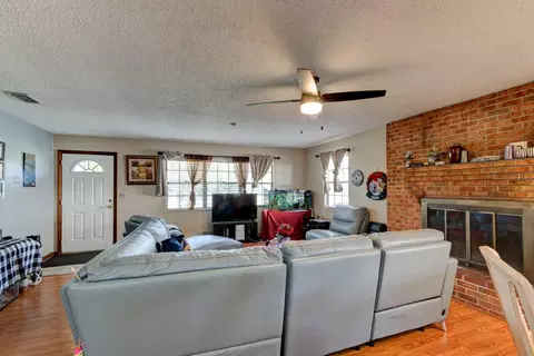 Living - 9 Shadow Ln, Ormond Beach, FL 32174 photo 1 of 2