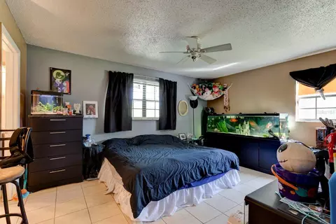 Bedroom - 9 Shadow Ln, Ormond Beach, FL 32174 photo 6 of 7