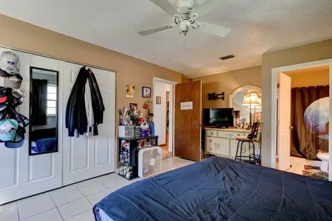 Bedroom - 9 Shadow Ln, Ormond Beach, FL 32174 photo 7 of 7