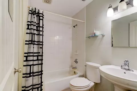 Bath - 9 Shadow Ln, Ormond Beach, FL 32174 photo 1 of 3