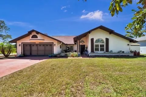 105 Colechester Ln, Palm Coast, FL 32137