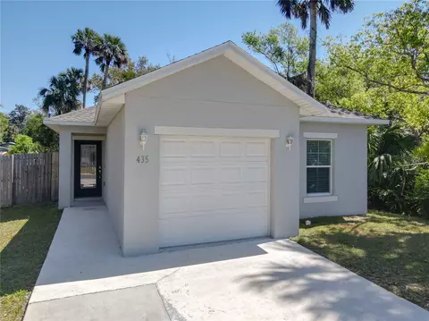 435 Palm St, New Smyrna Beach, FL 32168