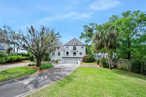 1616 S Peninsula Dr, Daytona Beach, FL 32118