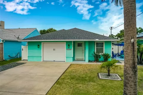 320 N 7th St, Flagler Beach, FL 32136