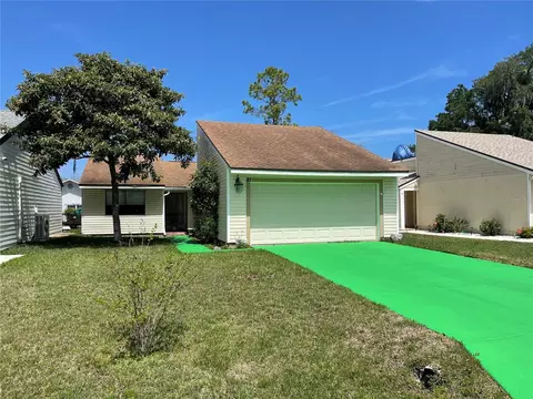 57 Fawn Ln, Palm Coast, FL 32137