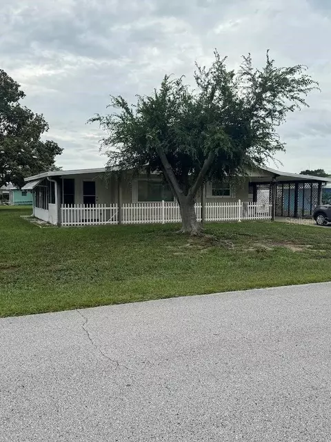 9393 SW 102nd Pl, Ocala, FL 34481