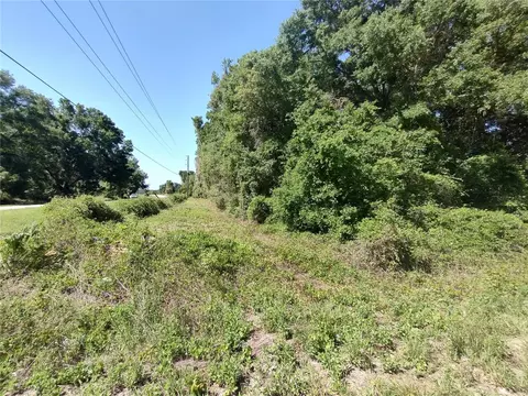 101 Hudson Dr, Satsuma, FL 32189