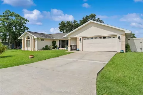 16 S Claymont Ct S, Palm Coast, FL 32137
