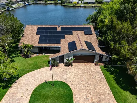 9 Cotton Ct, Palm Coast, FL 32137