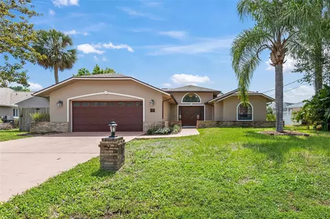 18 Woodhollow Ln, Palm Coast, FL 32164