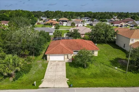 9 Big Bear Ln, Palm Coast, FL 32137