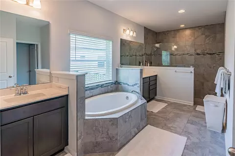 Bath - 143 Constance Ln, Saint Augustine, FL 32095 photo 4 of 10