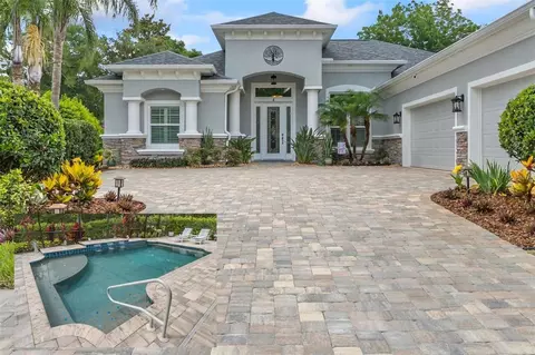 4 Midden Ln, Palm Coast, FL 32137