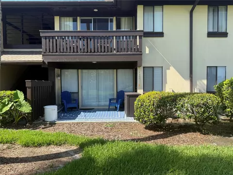 54 Club House Dr #102, Palm Coast, FL 32137