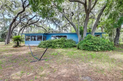 104 Carter Whittaker Ln, Pomona Park, FL 32181