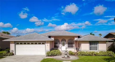 26 Cool Water Ct, Palm Coast, FL 32137