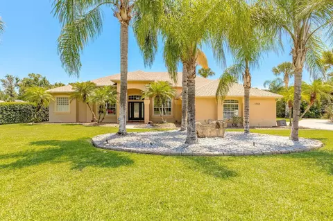 3963 S Chinook Ln, Ormond Beach, FL 32174