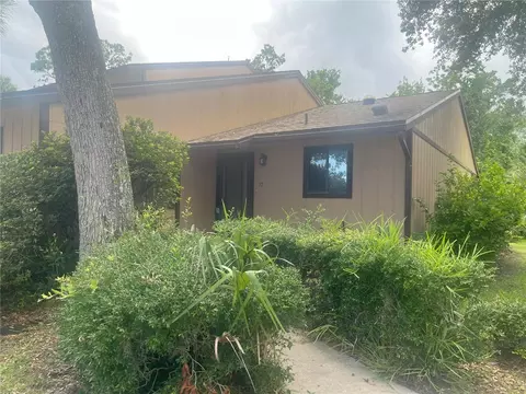 10 Village Dr, Flagler Beach, FL 32136