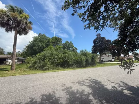 94 Forest Hill Dr, Palm Coast, FL 32137