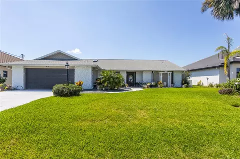 14 Flametree Ct, Palm Coast, FL 32137