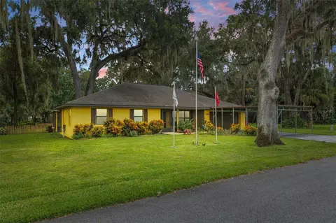 1251 Cr 436, Lake Panasoffkee, FL 33538