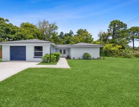 90 Farragut Dr, Palm Coast, FL 32137