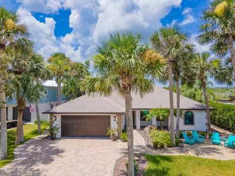 1335 N Daytona Ave, Flagler Beach, FL 32136