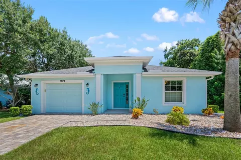 1327 S Daytona Ave, Flagler Beach, FL 32136