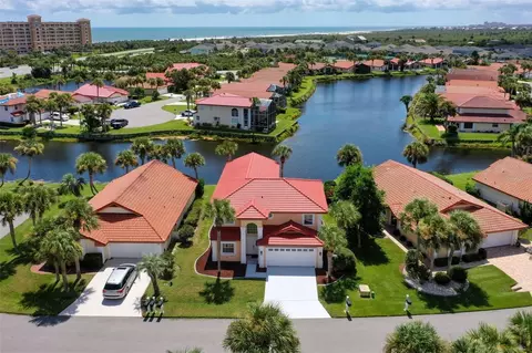 8 San Miguel Ct, Palm Coast, FL 32137
