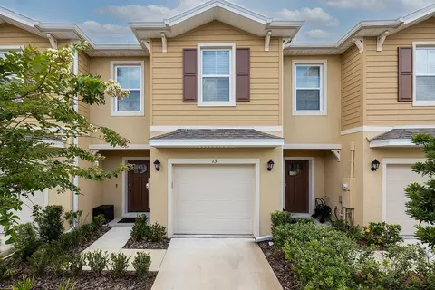 13 Bella Lago Cir, Port Orange, FL 32129