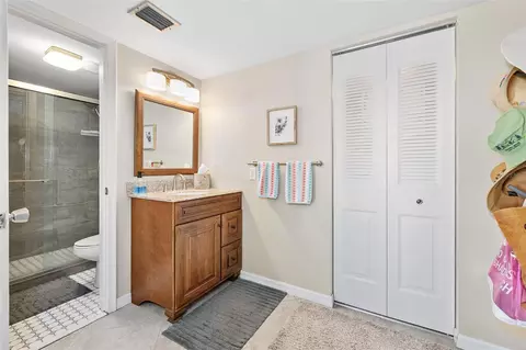 Bath - 111 S Atlantic Ave #1104, Ormond Beach, FL 32176 photo 2 of 3