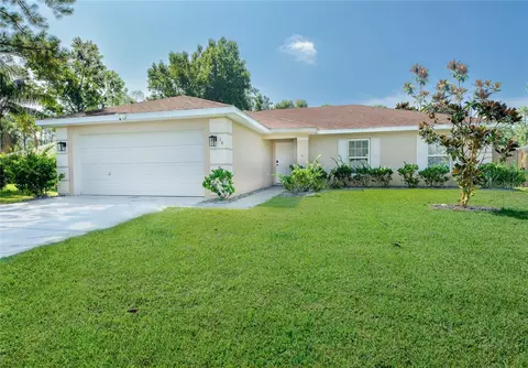 16 Radium Ln, Palm Coast, FL 32164