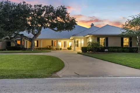 360 John Anderson Dr, Ormond Beach, FL 32176